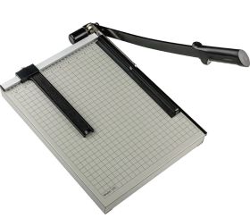 Vantage Series Model 15E Personal Paper Cutter from Dahle